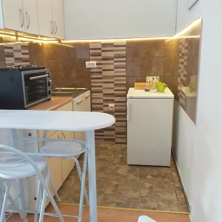 شقة Boni